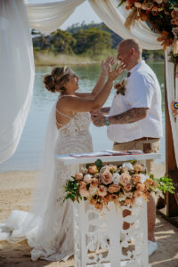 CEREMONY SIGNING TABLE FLORAL SETUP