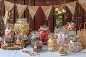 CANDY TABLE