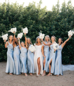 BRIDESMAIDS BOUQUETS & BUTTONHOLES
