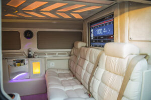 BRIDESMAIDS & CLOSE FAMILY VIP TRANSFER
